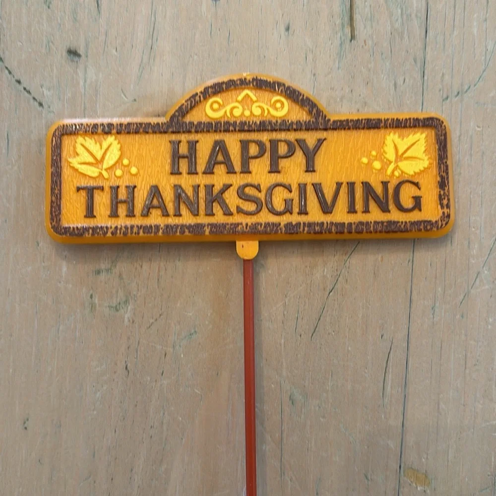 Vintage Thanksgiving and Cornucopia Cake Decorations